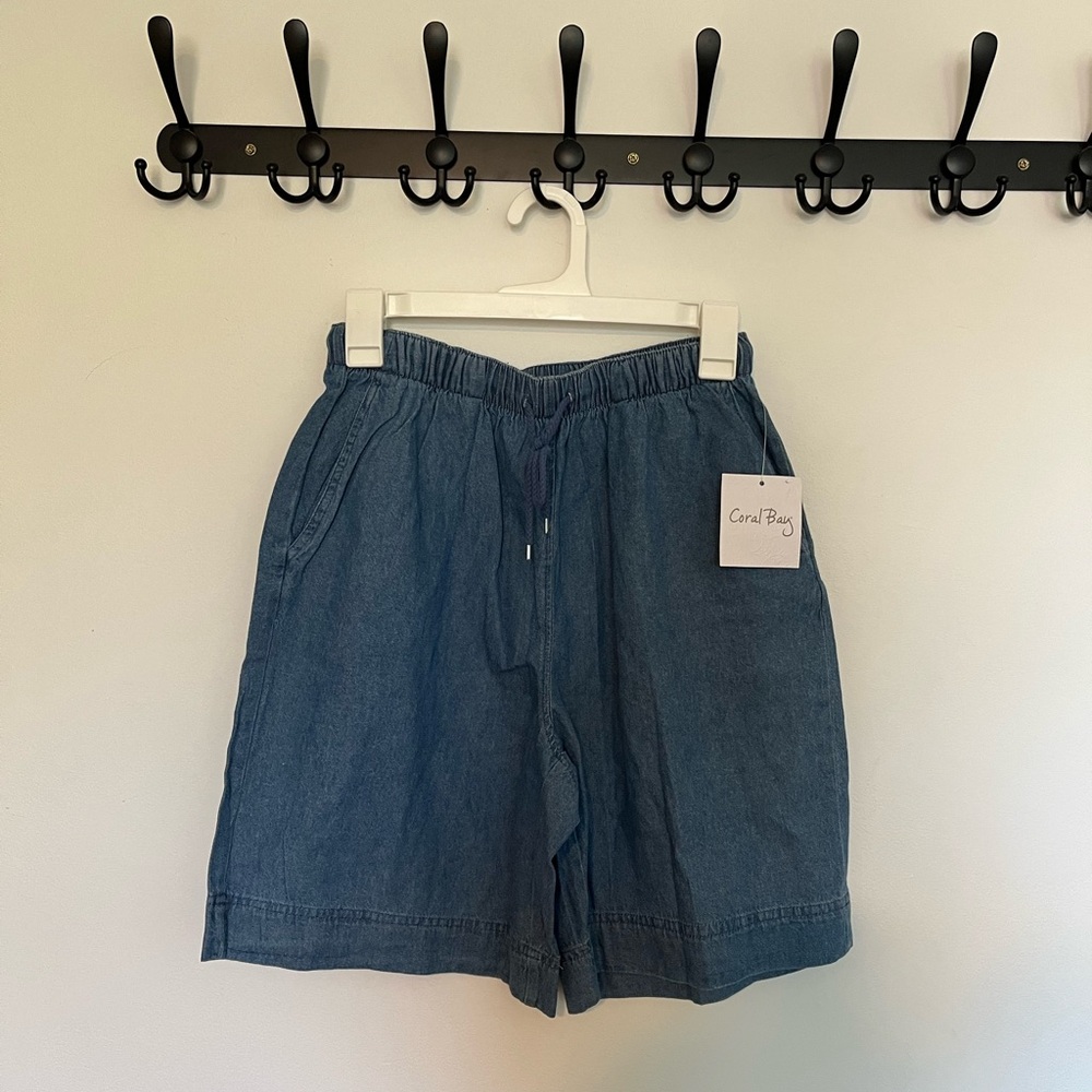 NWT- Jean Shorts with Elastic Waistband